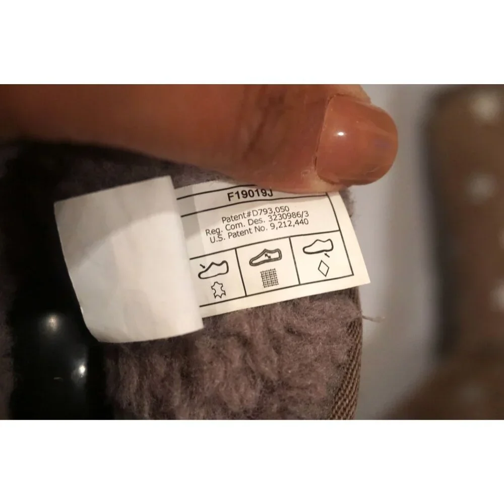 Ugg Brown Suede Star Print Girls Boots – Size 2 - Picture 12 of 13